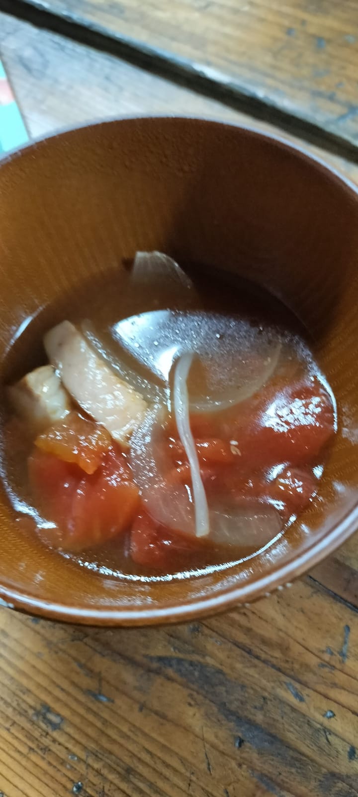 前日のトマトスープがミネストローネに