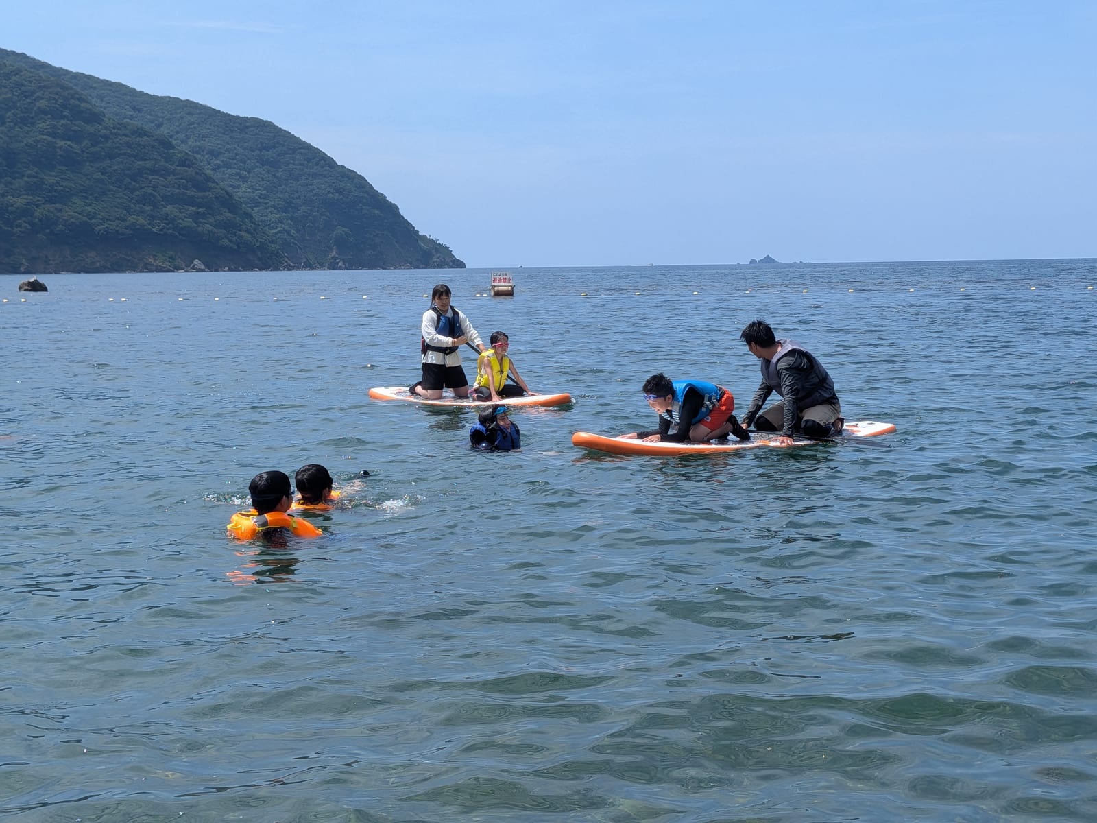 順番にSUPへ挑戦する